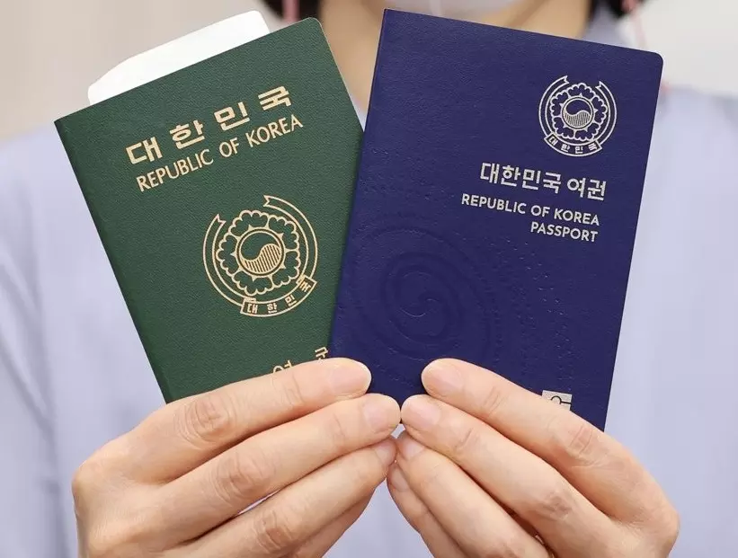 Người dân Hàn Quốc tại châu Âu gặp rắc rối vì hộ chiếu không ghi nơi sinh